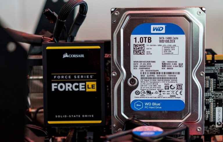 Подробнее о статье SSD или HDD: в чем разница и какой выбрать жесткий диск